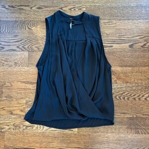 Free People Black Sleeveless Twist Front Blouse Size Medium
